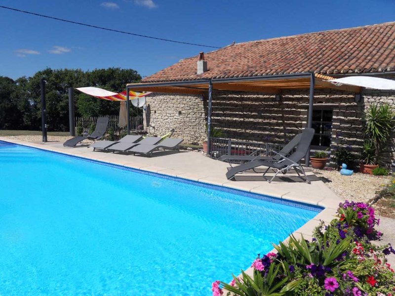 les voisins-zwembad.jpg