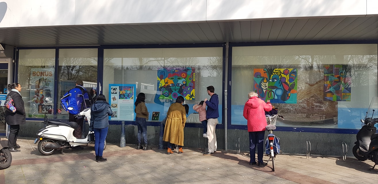Kunst in de etalage van Albert Heijn