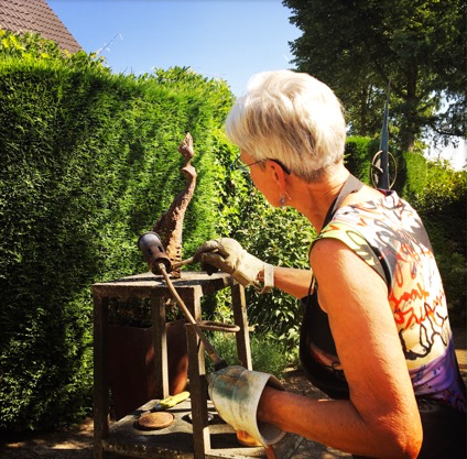 Loes Knoben